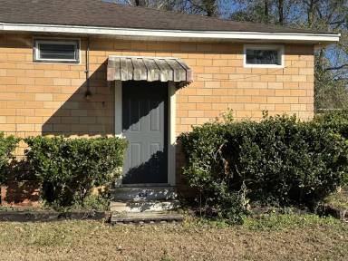 Main picture of 578 E Avenue L