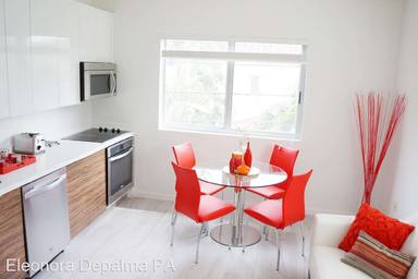 Main picture of 820 15th St