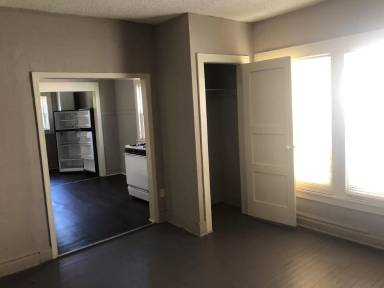 Main picture of 3224-3226 E 8th St. - 2E