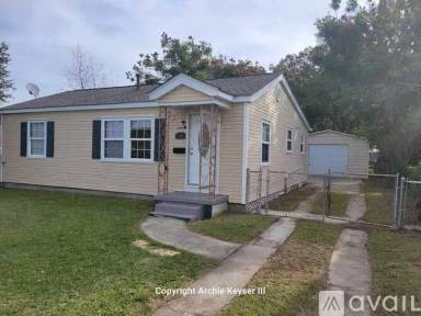 Main picture of 310 Huntlee Dr