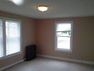 Main picture of 227 E Park St