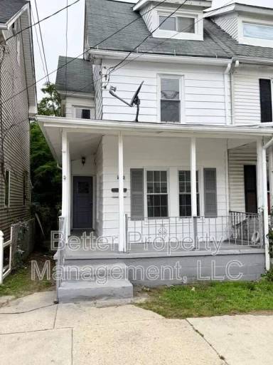 Main picture of 508 Dock St