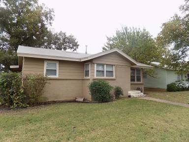 Main picture of 1401 S 18th St