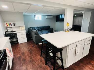 Main picture of 7441 W Isham Ave