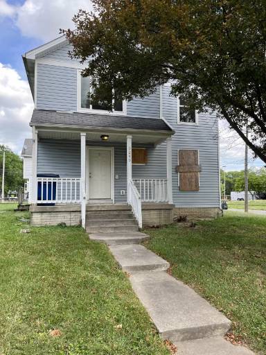 Main picture of 2278 Warren St