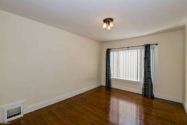 Main picture of 866 Paloma Ave