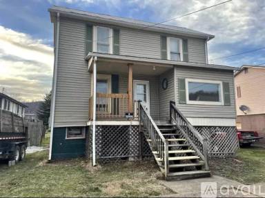 Main picture of 144 Wayt St