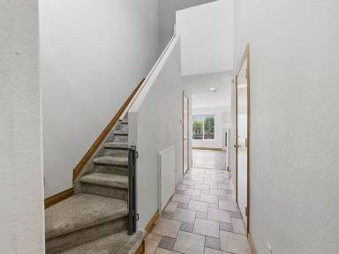 Main picture of 1650 Oak Creek Dr