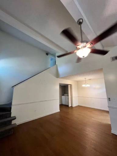 Main picture of 30 Lee Road 483