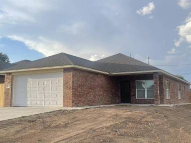 Main picture of 2715 9th Ave