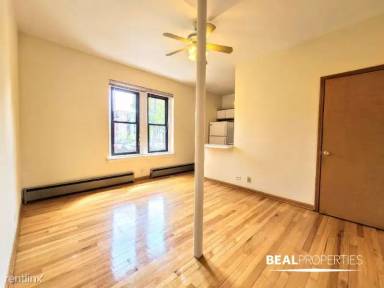 Main picture of 635 W Barry Ave