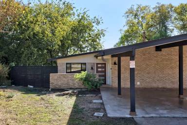 Main picture of 1905 Cedar Ridge Dr