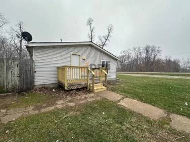 Main picture of 798 Governor Rd