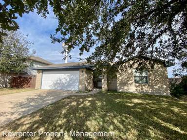 Main picture of 1204 Delia Chapa