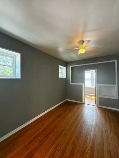Main picture of 5000 N Sawyer Ave