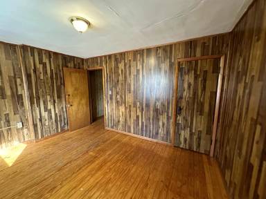 Main picture of 680-682 Wager St