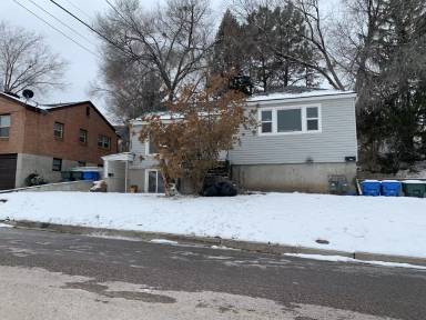 Main picture of 9 Foothill Blvd