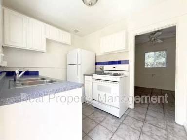 Main picture of 400 Civic Center Dr