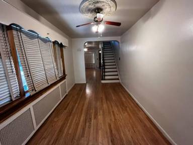 Main picture of 519 Laurel St