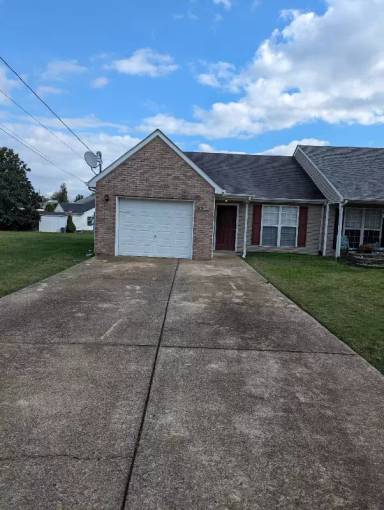 Main picture of 733 Dellwood Dr