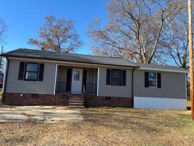 Main picture of 1458 Rhodes Rhyne Rd