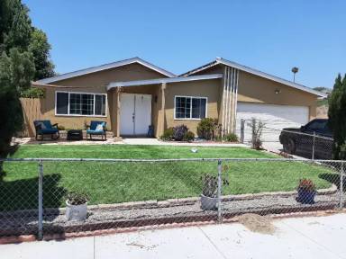 Main picture of 645 Adobe Cir