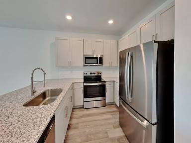 Main picture of 4730 27th St SW