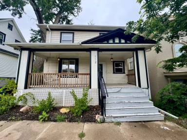 Main picture of 112 S 36th St