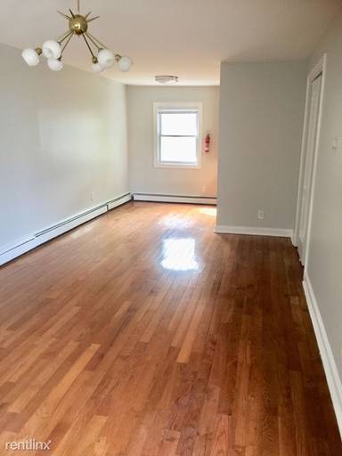 Main picture of 140 71st St