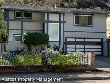 Main picture of 619 Big Bend Dr