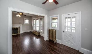 Main picture of 979 Marshall Ave