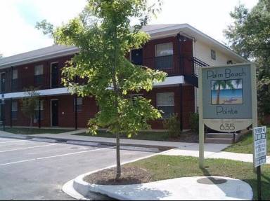 Main picture of 635 Palm Beach St