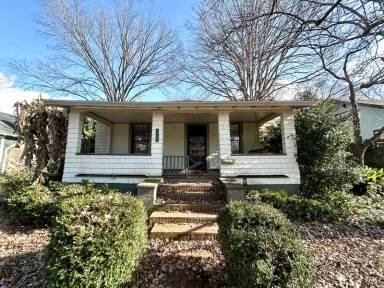 Main picture of 1508 Thomas Ave