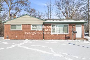 Main picture of 32112 Pembroke St