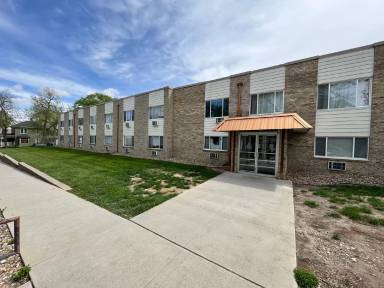 Main picture of 320 1st Ave SE