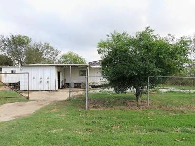 Main picture of 1078 County Road 499