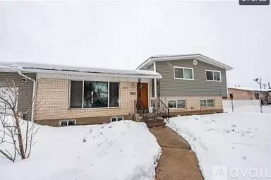 Main picture of 363 W Center St
