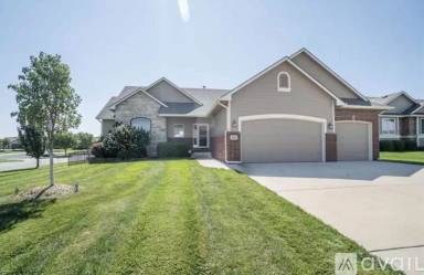 Main picture of 4001 N Lake Ridge Ct