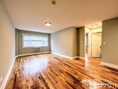 Main picture of 696 Elm Place Apartments