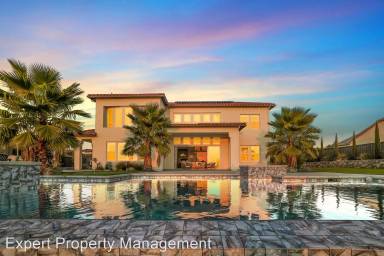 Main picture of 214 Candlewood Ct