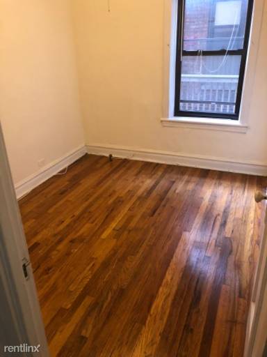Main picture of 2604 W Gunnison St & 4846 N Rockwell St Apartments