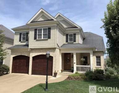 Main picture of 912 Suncrest Pl