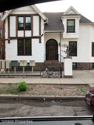 Main picture of 515 E Ivinson Ave