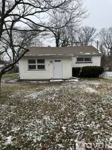Main picture of 3144 Bradford Ave