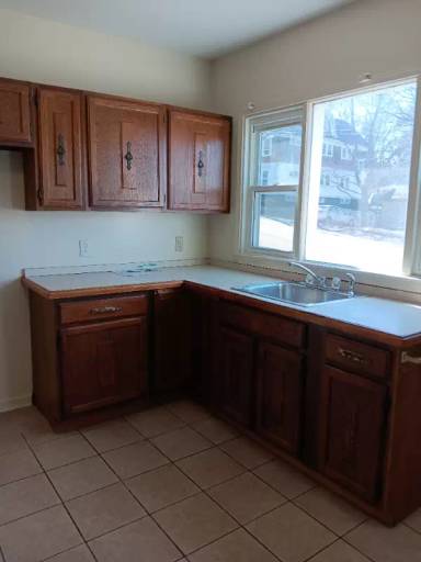 Main picture of 1621 Bellevue Ave