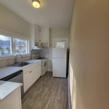 Main picture of 338 SE Jackson St