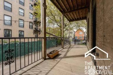 Main picture of 1822 N Campbell Ave