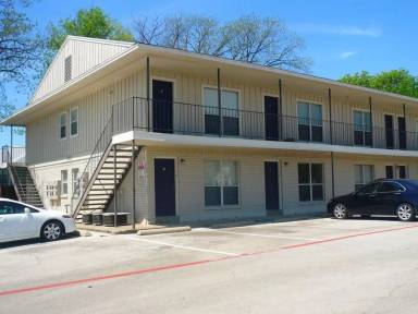 Main picture of 1016 W Mulberry St