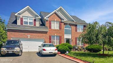 Main picture of 7208 Purple Avens Ave