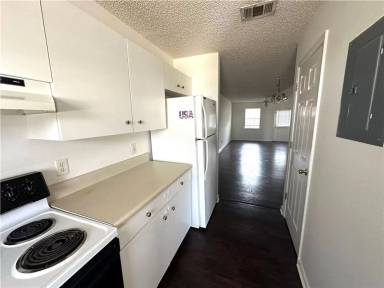 Main picture of 115 Winter Chase Ln